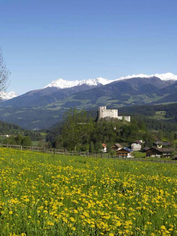 Gasthof Sonne San Lorenzo di Sebato Exterior photo